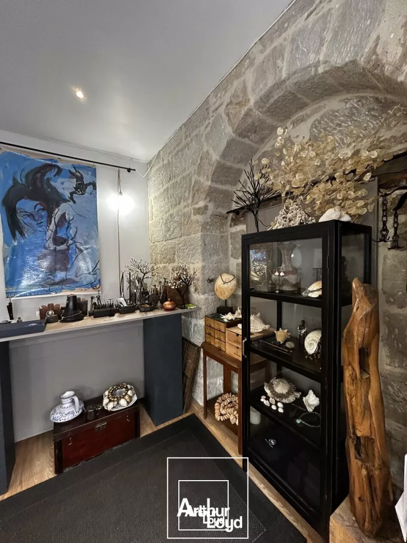 LOCAL COMMERCIAL vente à BRIVE LA GAILLARDE 19100