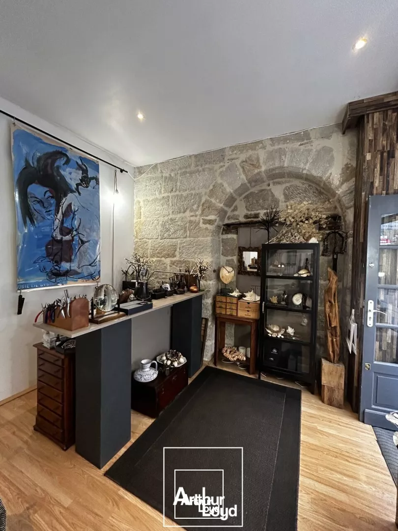 LOCAL COMMERCIAL vente à BRIVE LA GAILLARDE 19100