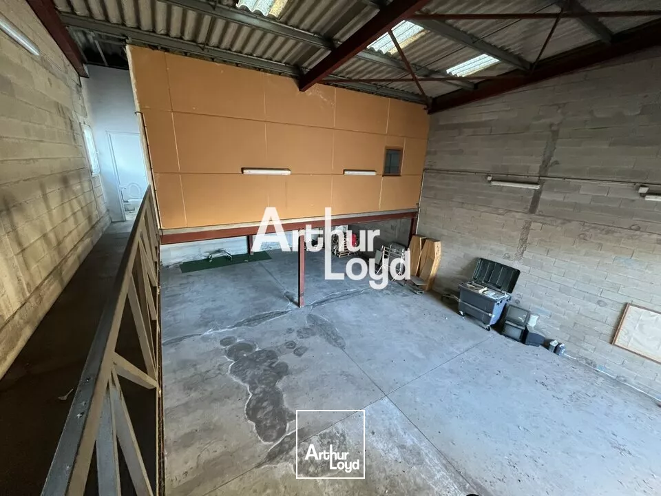 Location locaux d'activités 248m² - SAINT-RAPHAËL