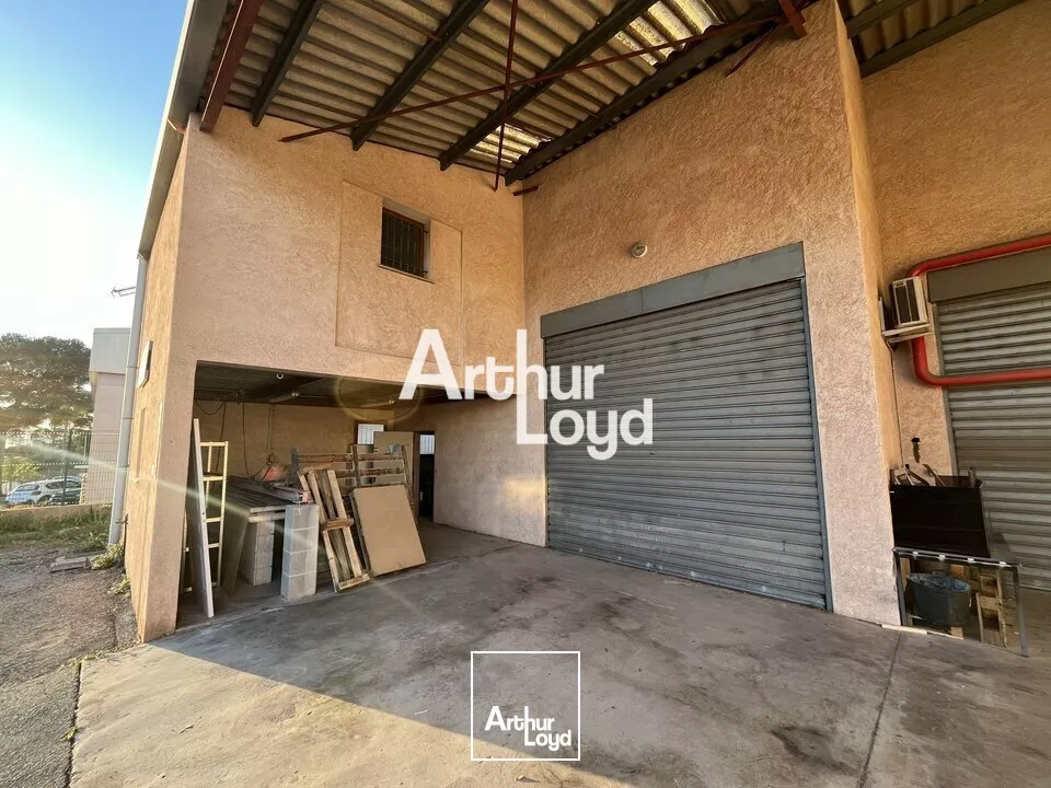 Location locaux d'activités 248m² - SAINT-RAPHAËL
