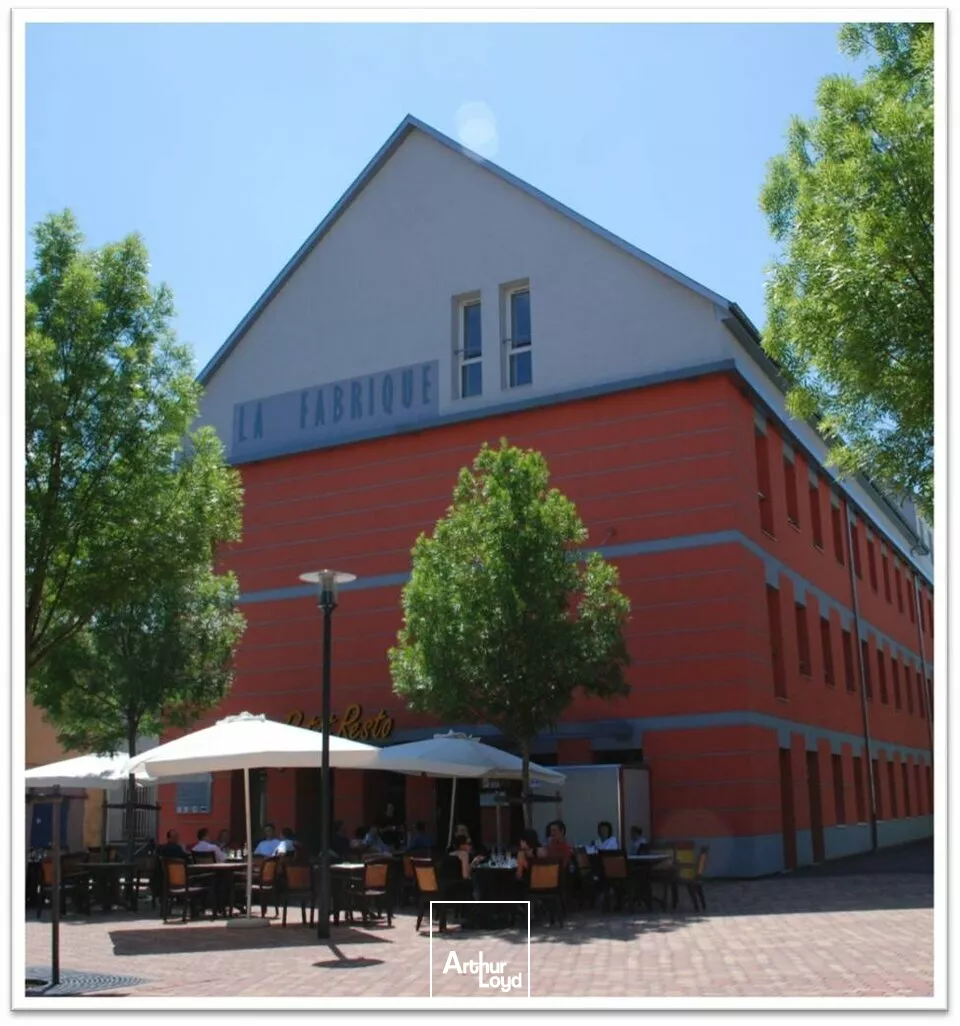 BUREAUX à LOUER de 1697 m²