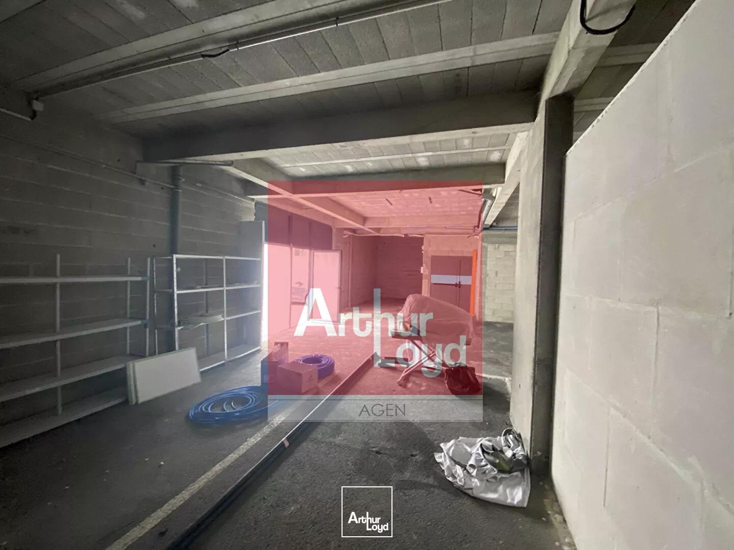 Local commercial en coeur de zone Boé 94 m2