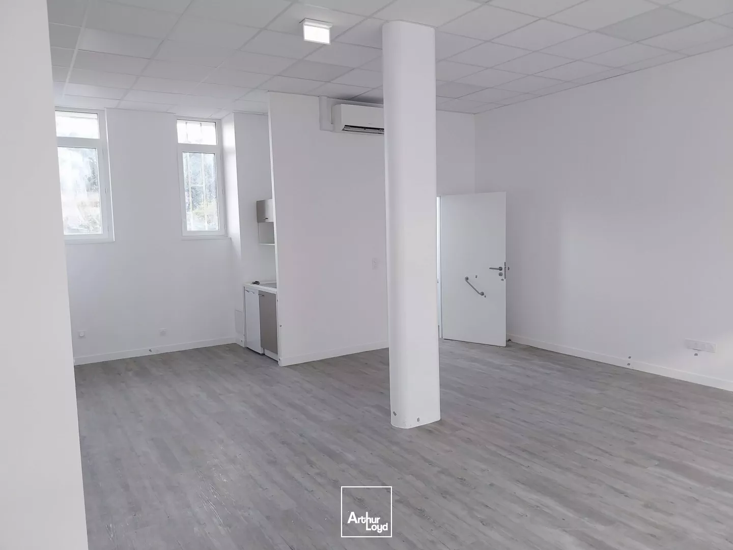 A LOUER - LOCAL COMMERCIAL - 45M2 - ST NAZAIRE