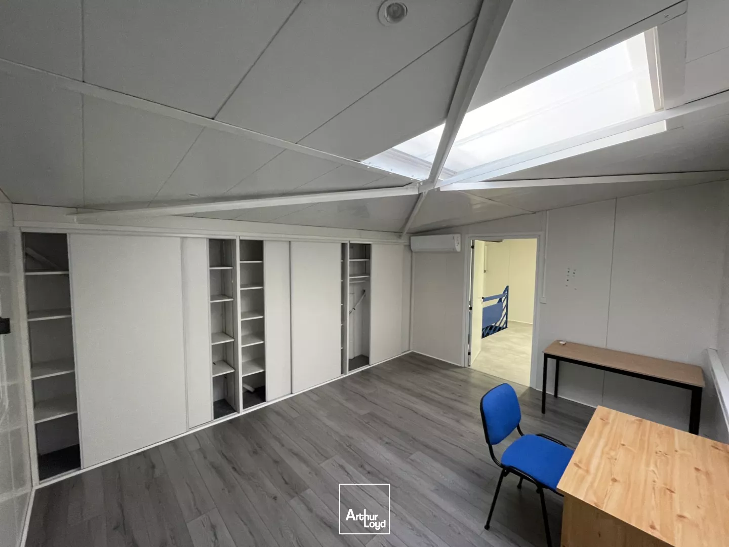 RARE, Local d'activité à louer à Boujan-sur-Libron