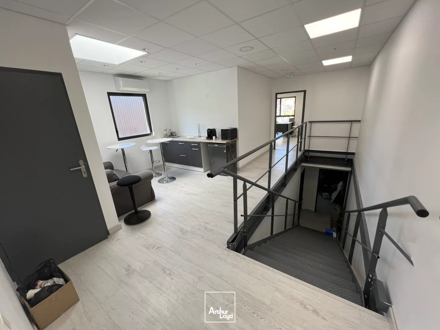 Locaux d'activité à louer à GIVORS 69700