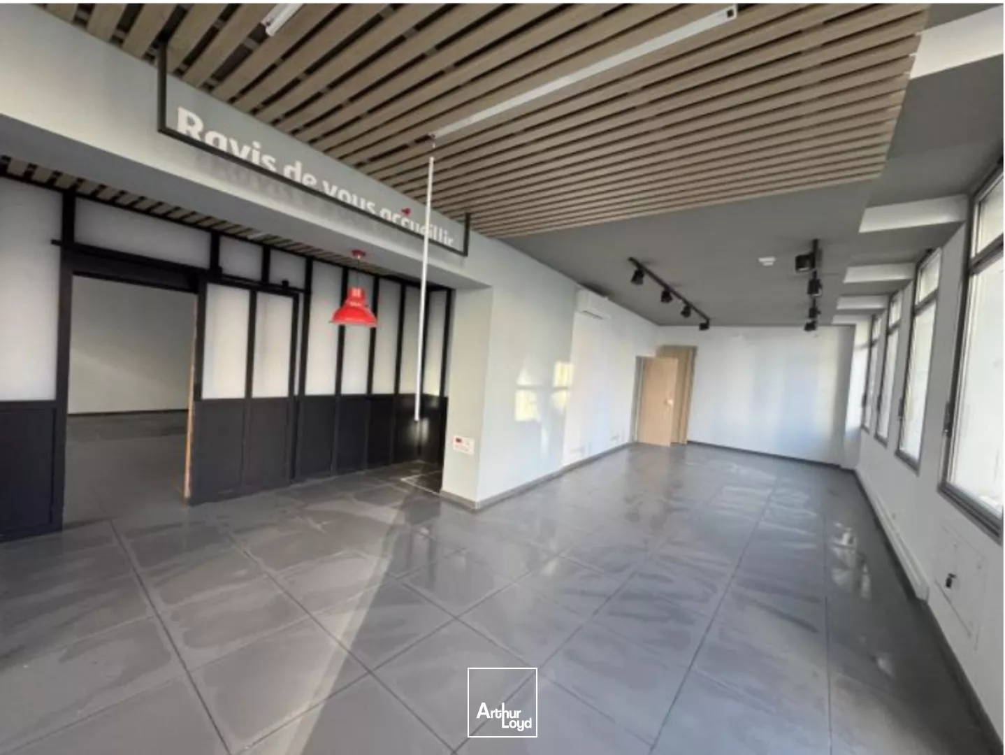 Local commercial à louer, Vieux Lille