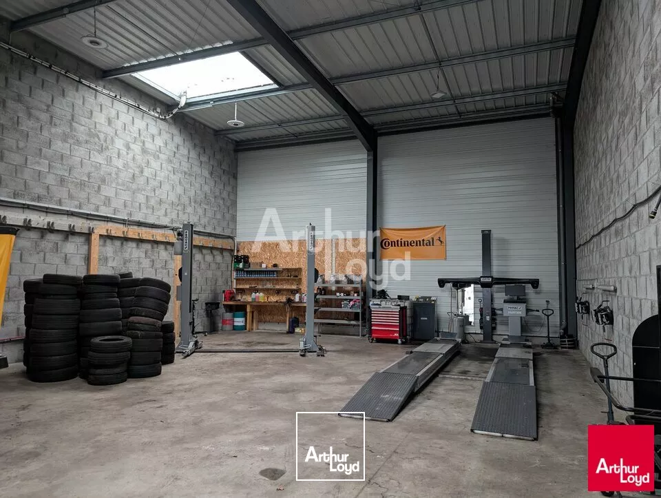 PACE - LOCAL D'ACTIVITE A LOUER - 270 M²