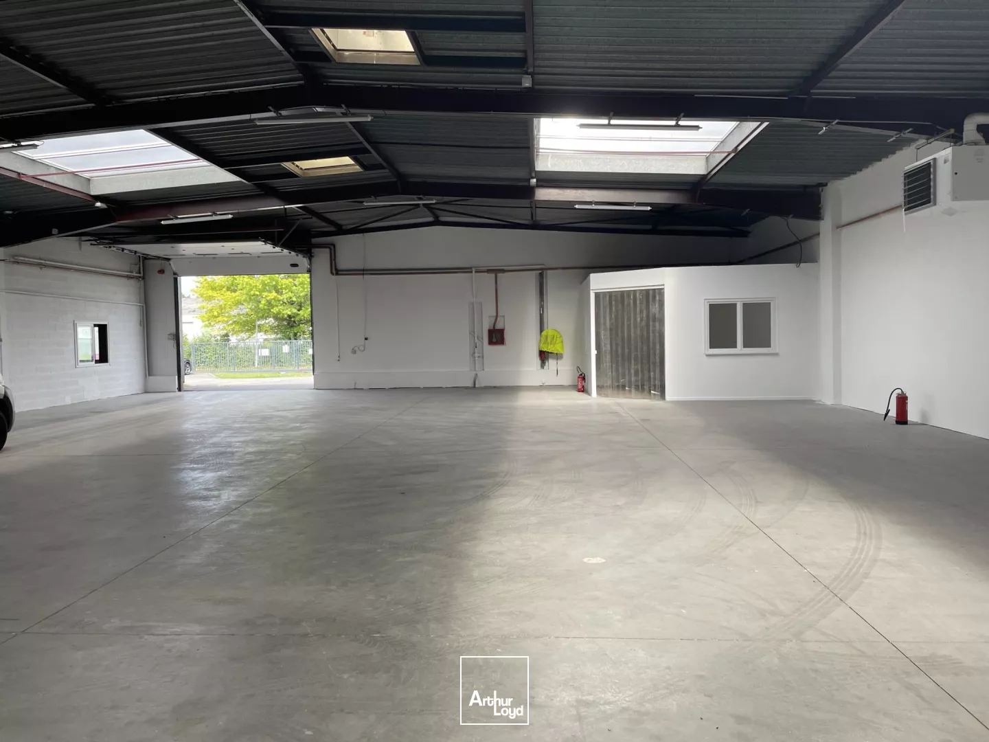 ENTREPOT A VENDRE - DOUAI 