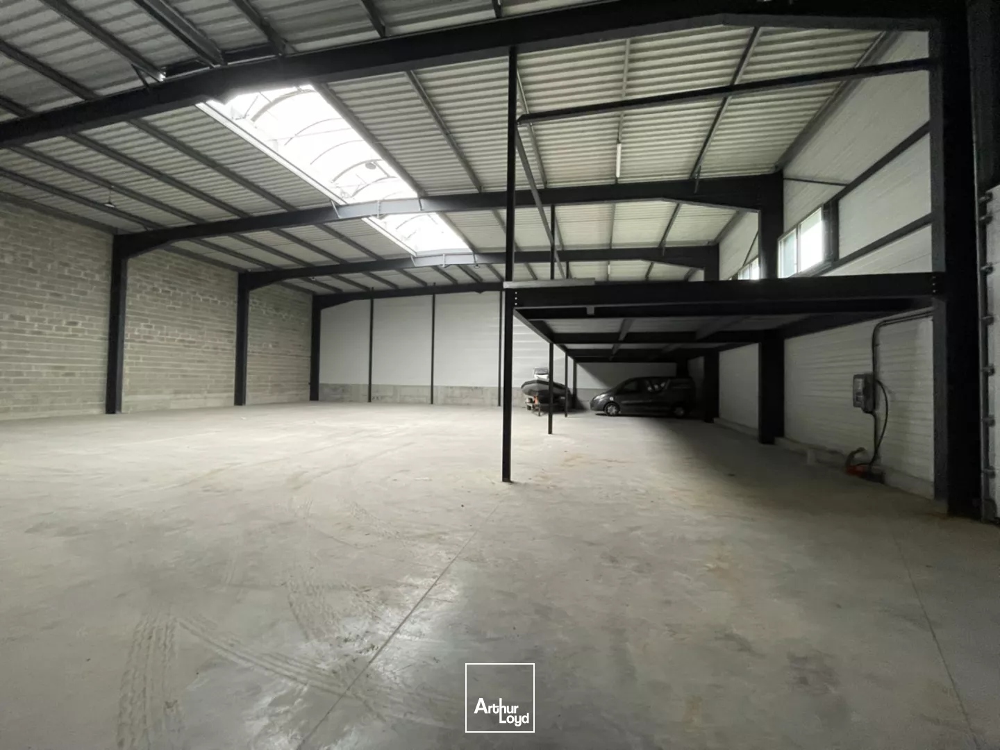 A Couëron, local d'activité neuf à louer