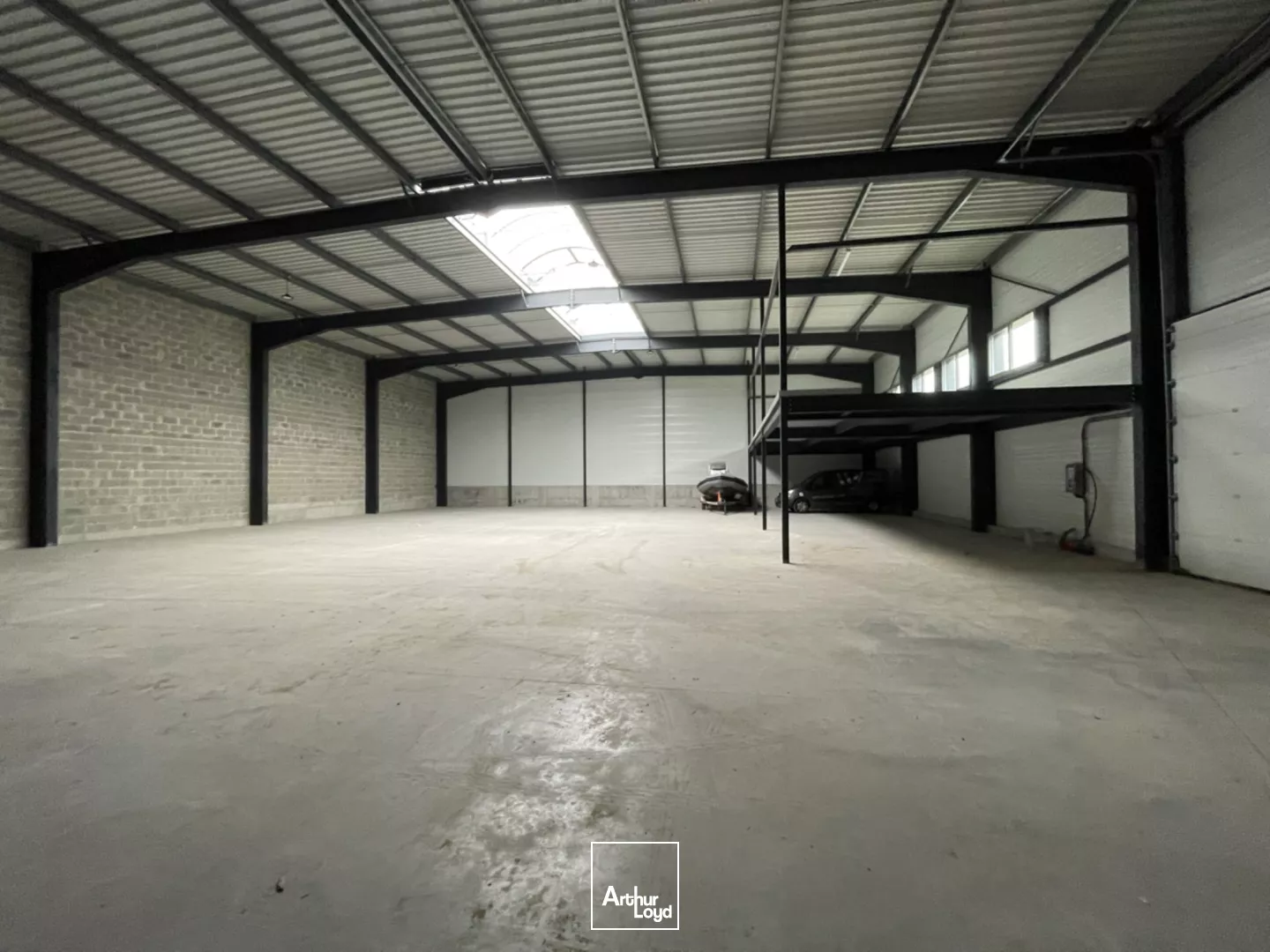 A Couëron, local d'activité neuf à louer