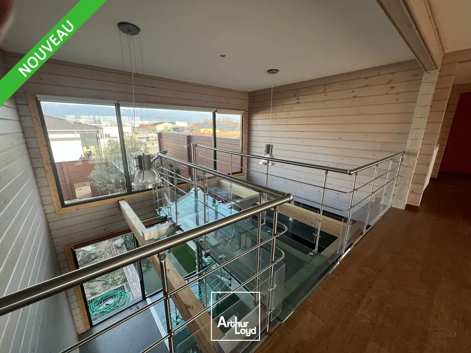 Montélier - Immeuble de bureaux à vendre