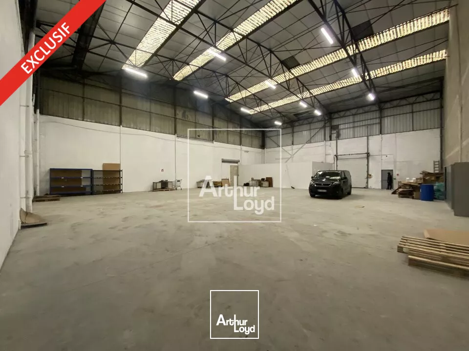 A saisir bâtiment à vendre - SUD SEINE ET MARNE