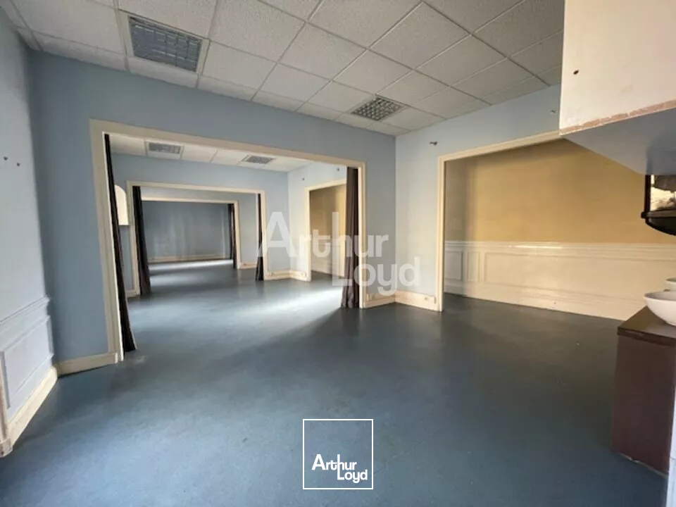 VICHY COEUR DE VILLE - BUREAUX - DIVISIBLES 