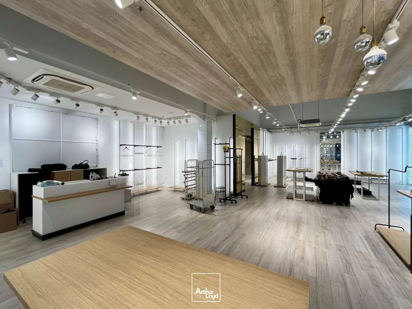 Local commercial à louer 233 m2 à Tavers proche de Beaugency - Loiret (45)