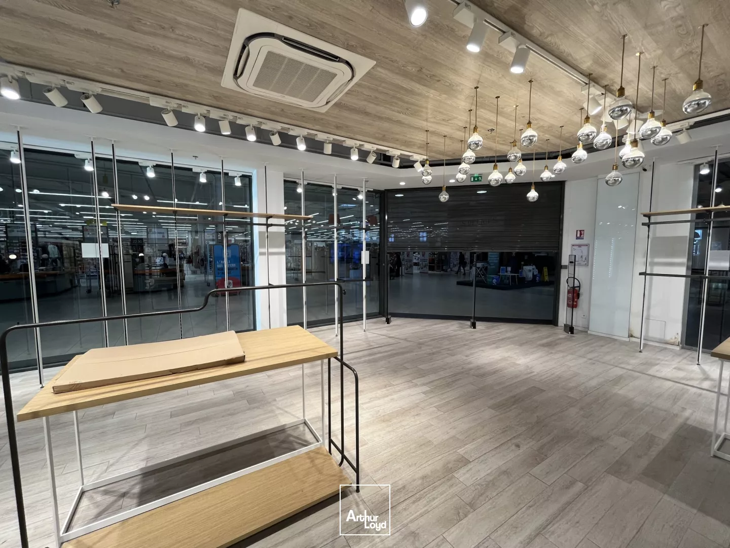 Local commercial à louer 233 m2 à Tavers proche de Beaugency - Loiret (45)