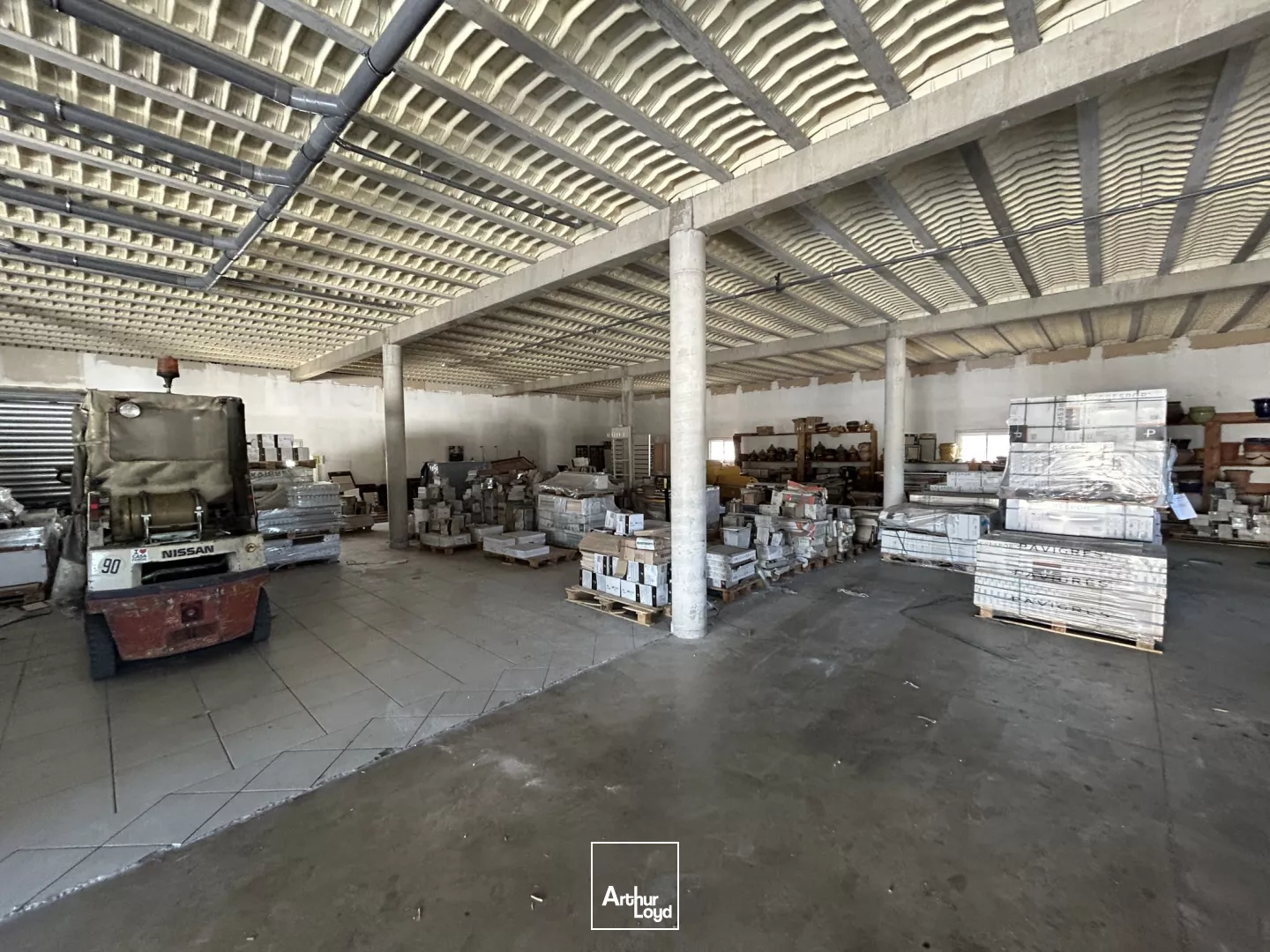 Entrepôt à Louer - Perpignan - 380 m2 - Visibilité exceptionnel