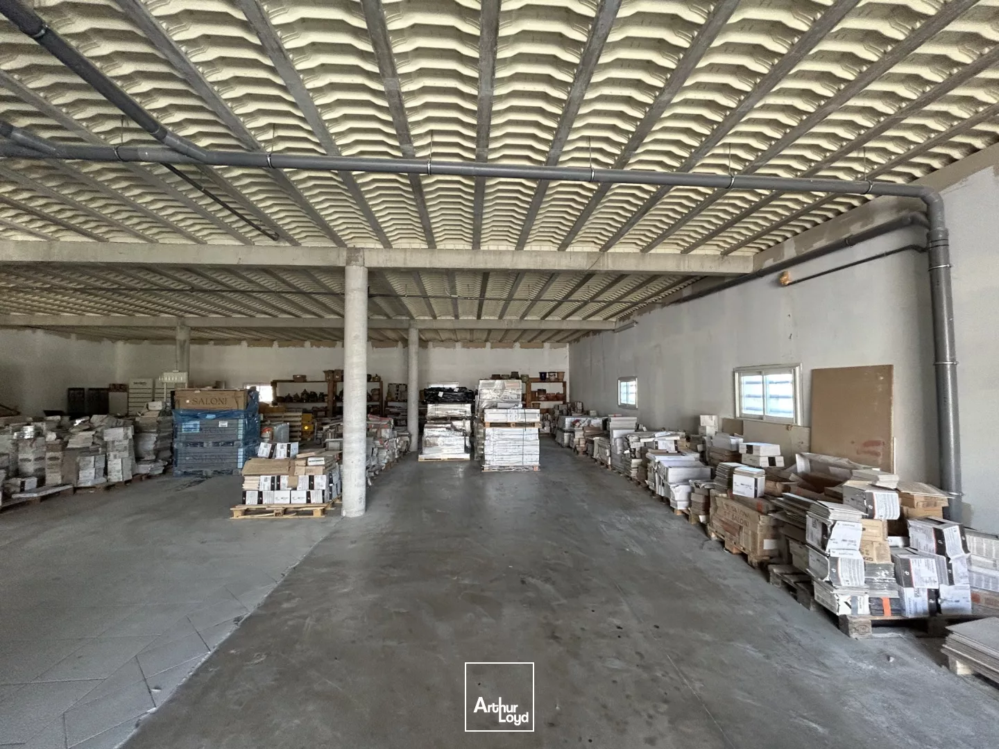 Entrepôt à Louer - Perpignan - 380 m2 - Visibilité exceptionnel