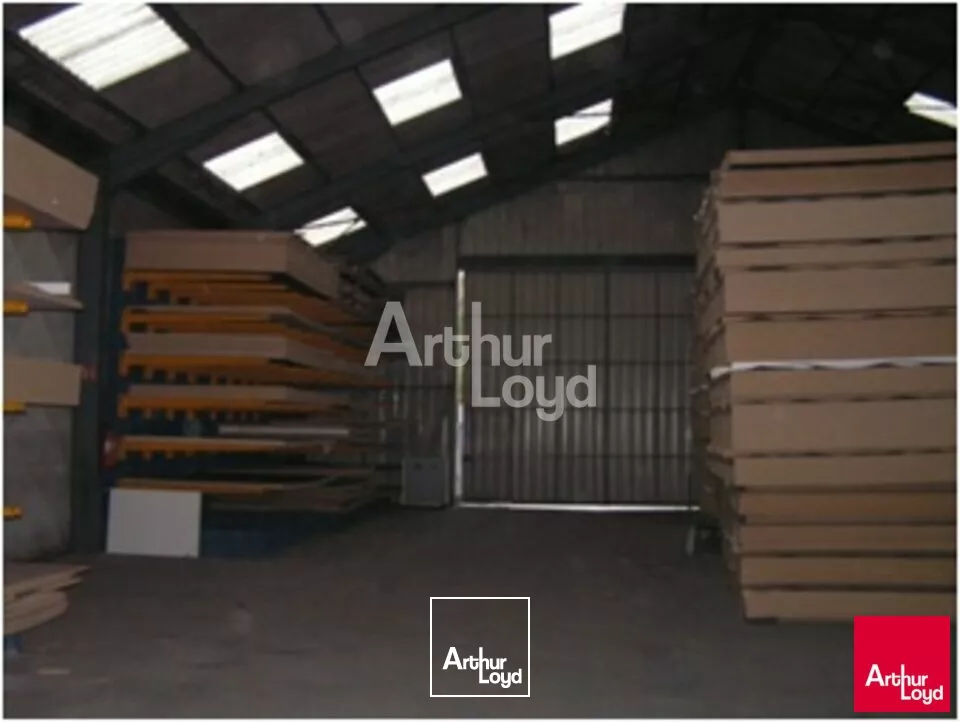 BLOIS - LOCATION LOCAL D'ACTIVITES DE 700 M² 