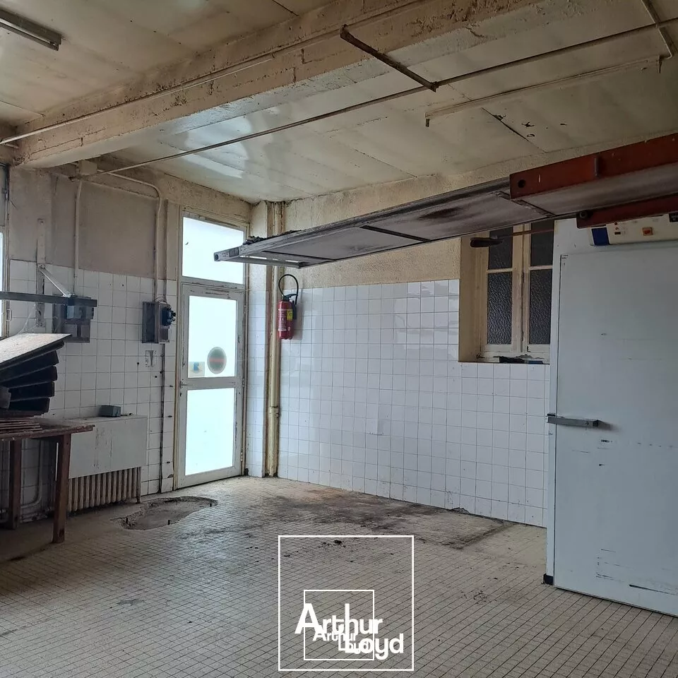 LOCAL D'ACTIVITE - ENTREPOT vente à BRIVE-LA-GAILLARDE 19100