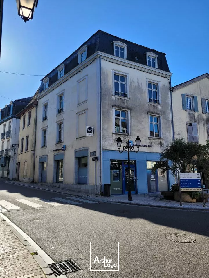 A VENDRE MURS A USAGE D'HABITATION SALIES DE BEARN