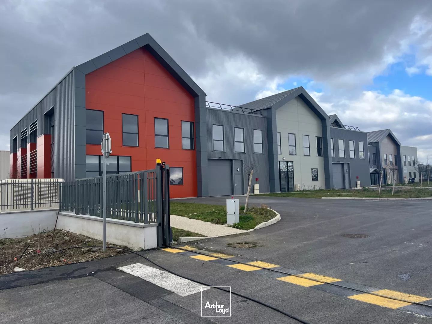PARC NEUF D'ACTIVITE à LOUER - GENNEVILLIERS GRESILLONS