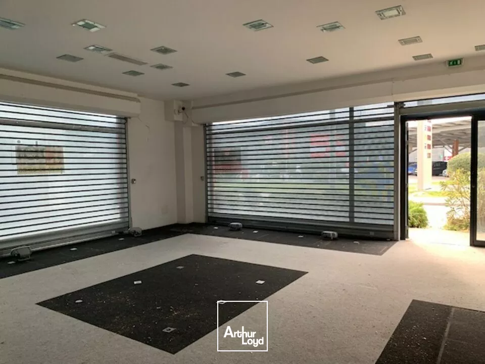 Avignon Cap Sud local commercial à louer 