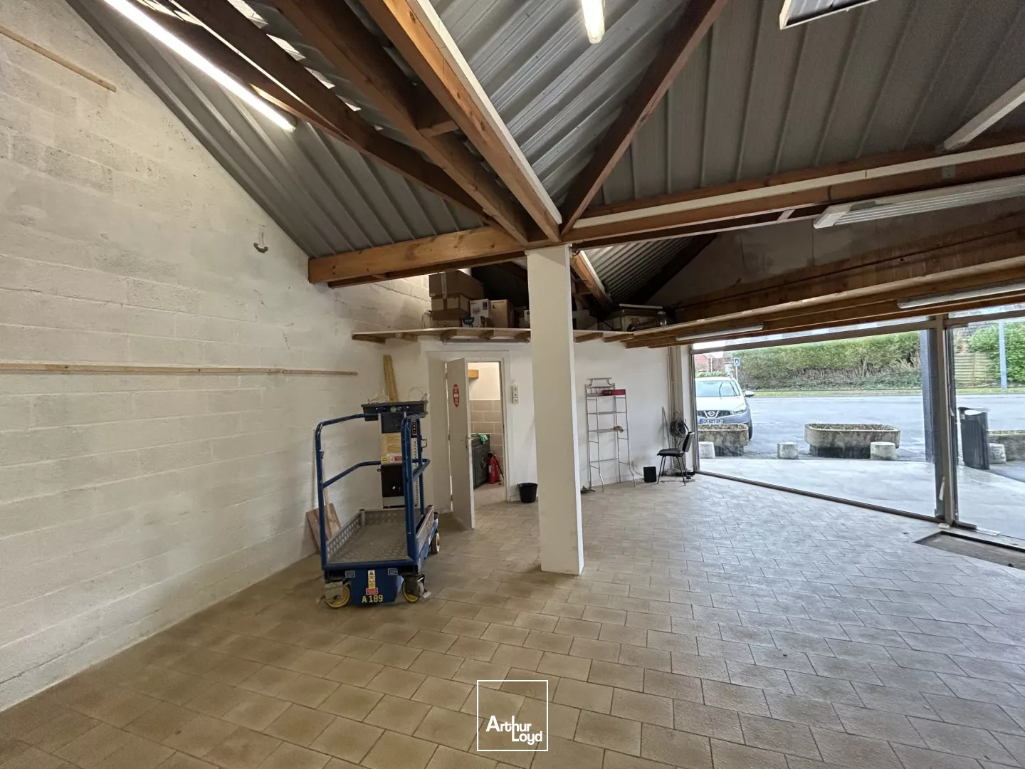 Local Commercial à Louer - Villeneuve d'Ascq