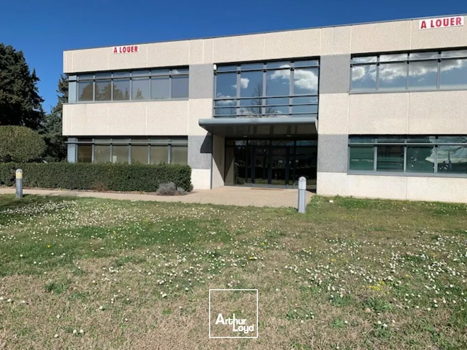 AVIGNON AGROPARC PLATEAU DE 365 m² DE BUREAUX BON STANDING