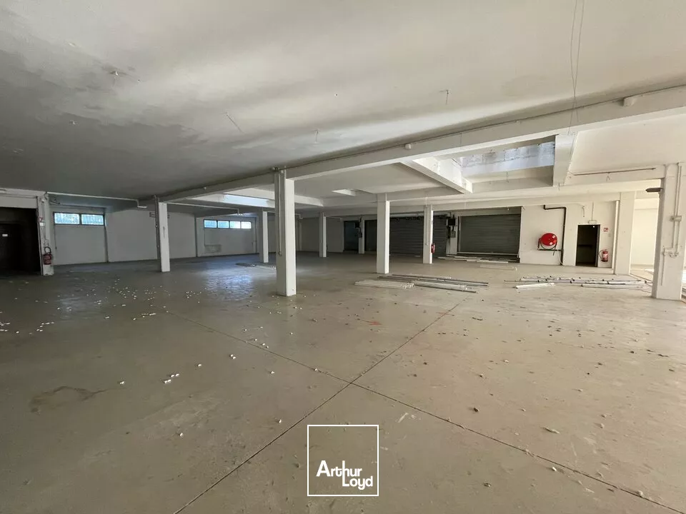 À Vendre - Local d'Activité - Zone d'Activité la Courtine, Avignon