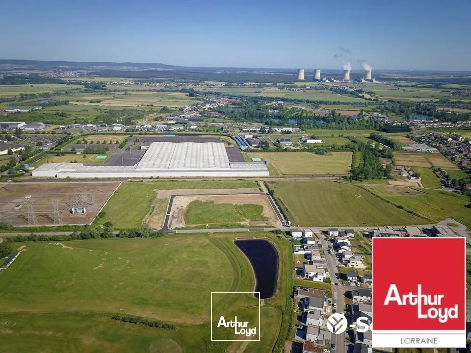 TERRAIN à VENDRE de 3287 m²