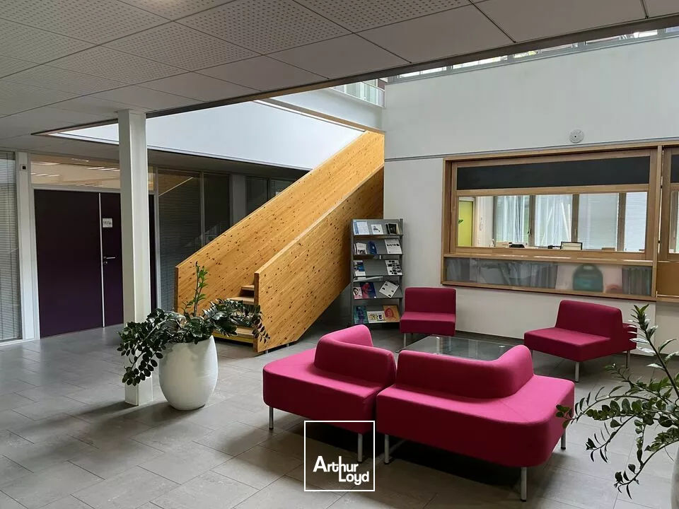 BUREAUX à LOUER de 80 m²