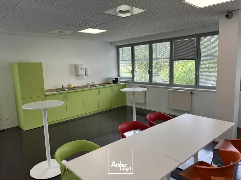 BUREAUX à LOUER de 80 m²