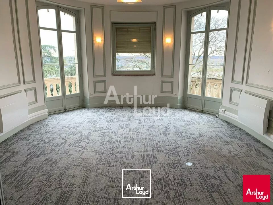 BLOIS - LOCATION BUREAUX DE 25,80 M² ET 28,10 M² - PROCHE GARE