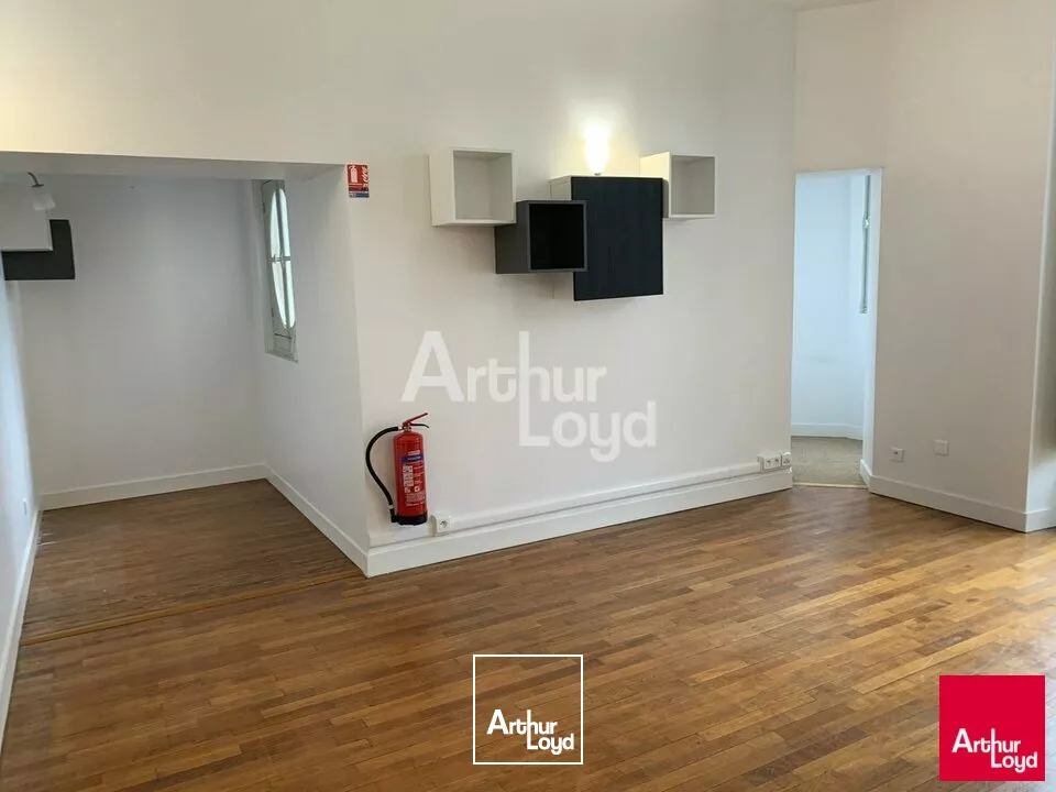 BLOIS - LOCATION BUREAUX DE 25,80 M² ET 28,10 M² - PROCHE GARE