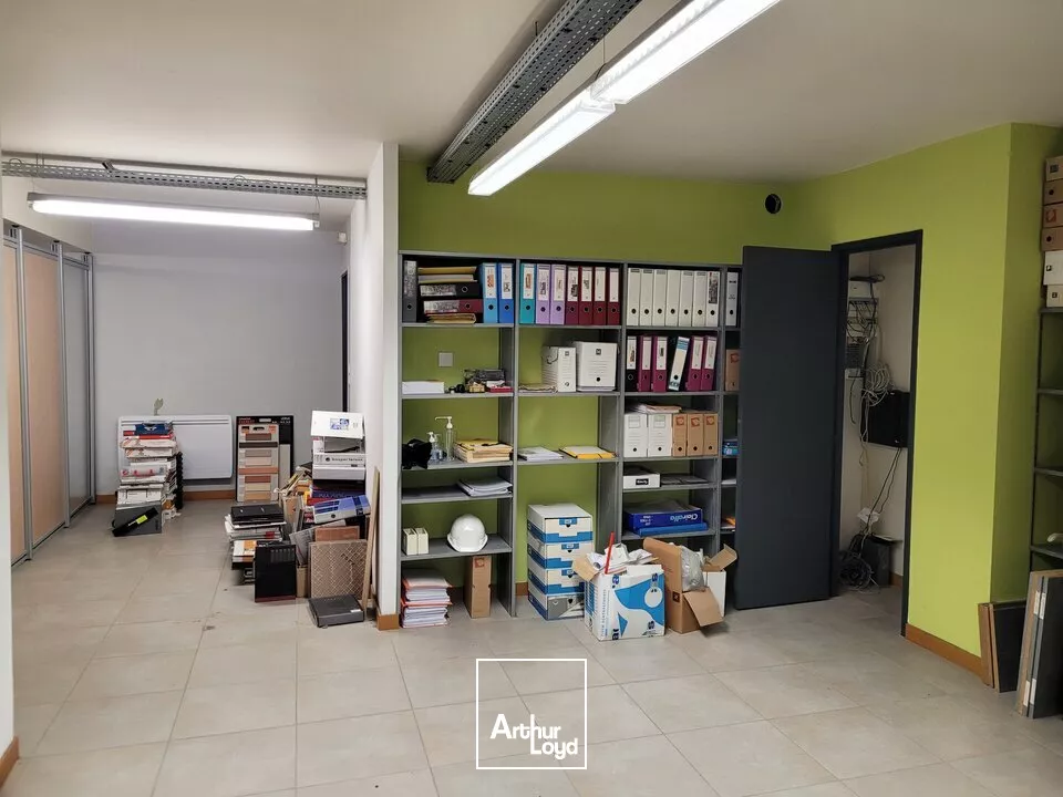 LOCATION BUREAUX-LOCAL PROFESSIONNEL 2 parking LE MANS Secteur Gare Sud