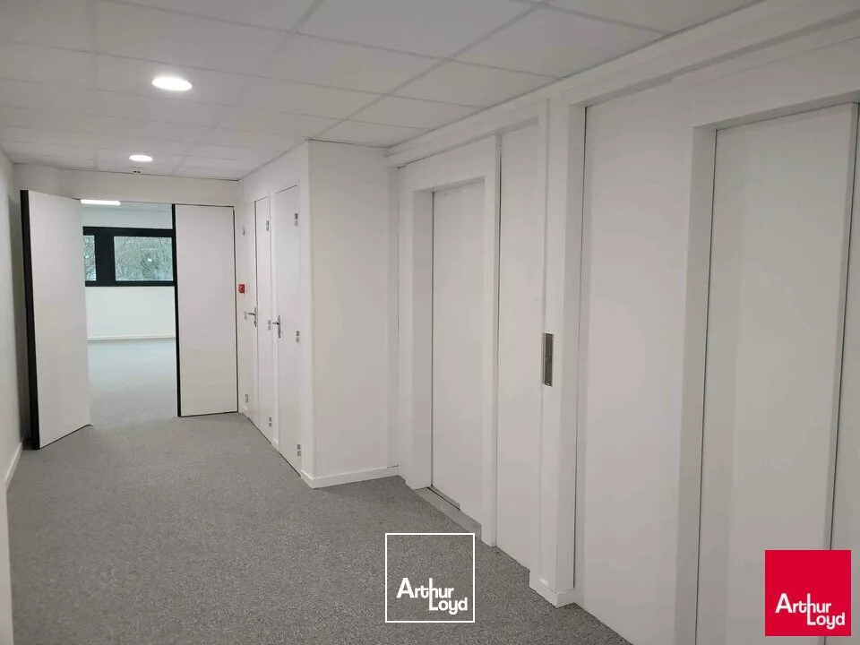 LOCATION BUREAU LE MANS GARE SUD TGV 405m² AVEC PARKING