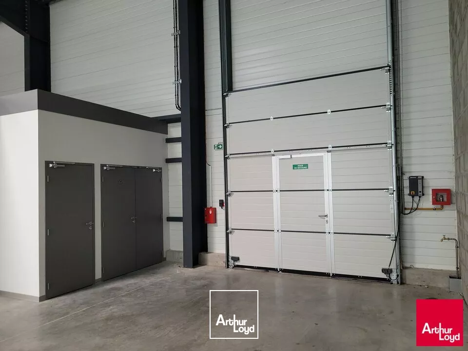 LOCATION LOCAL ACTIVITE 10mn LE MANS SUD