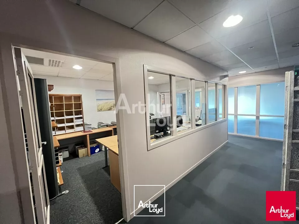 RENNES - BUREAUX A VENDRE - 210 M²