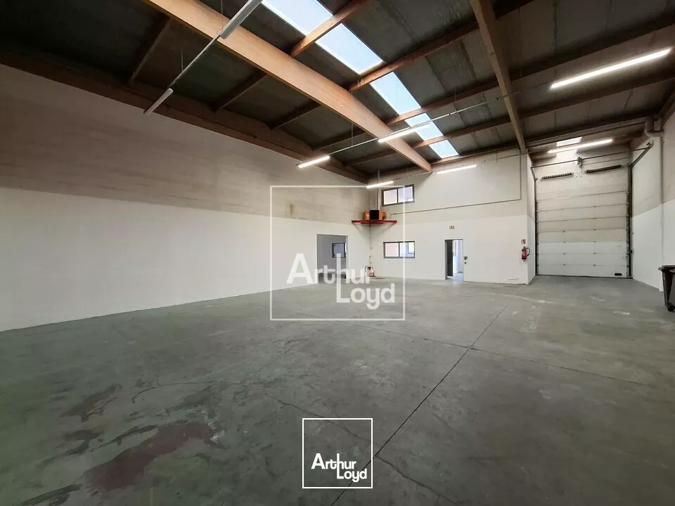 Opportunité à la Location - belle visibilité