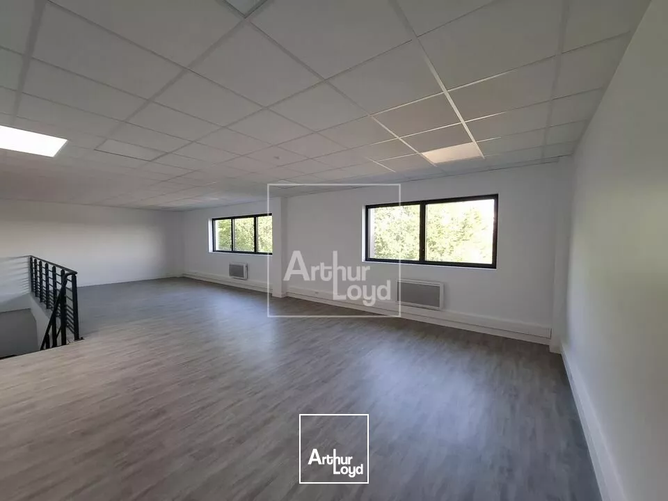 Entrepôts neufs à louer 