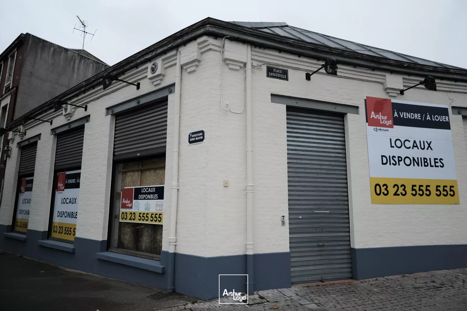 A VENDRE - LOCAL COMMERCIAL - 327 M2 - SAINT-QUENTIN