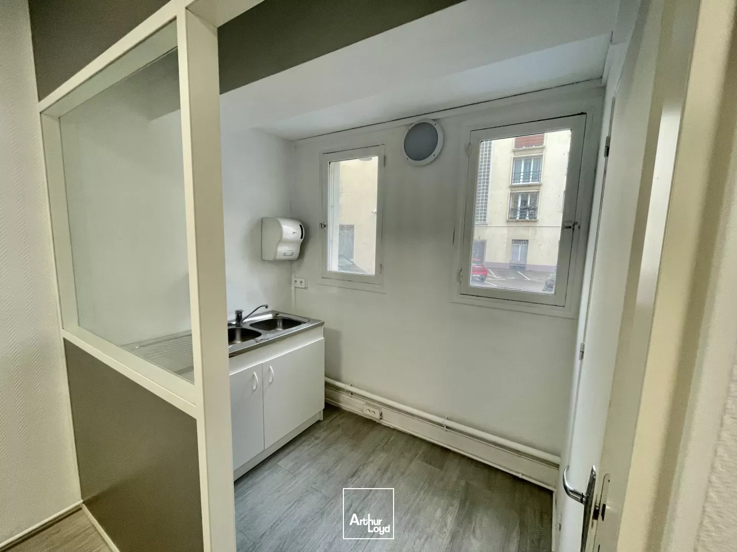 Locaux commerciaux à louer à ROUEN 76000