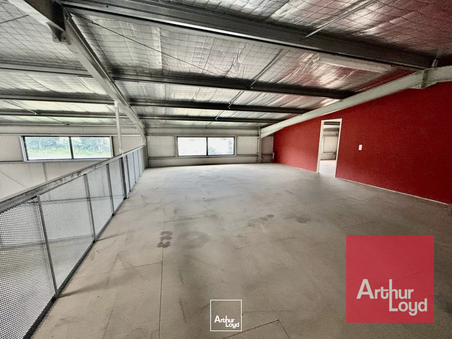 LOCAUX D'ACTIVITÉ À LOUER - FRONTIGNAN - PROCHE AUTOROUTE