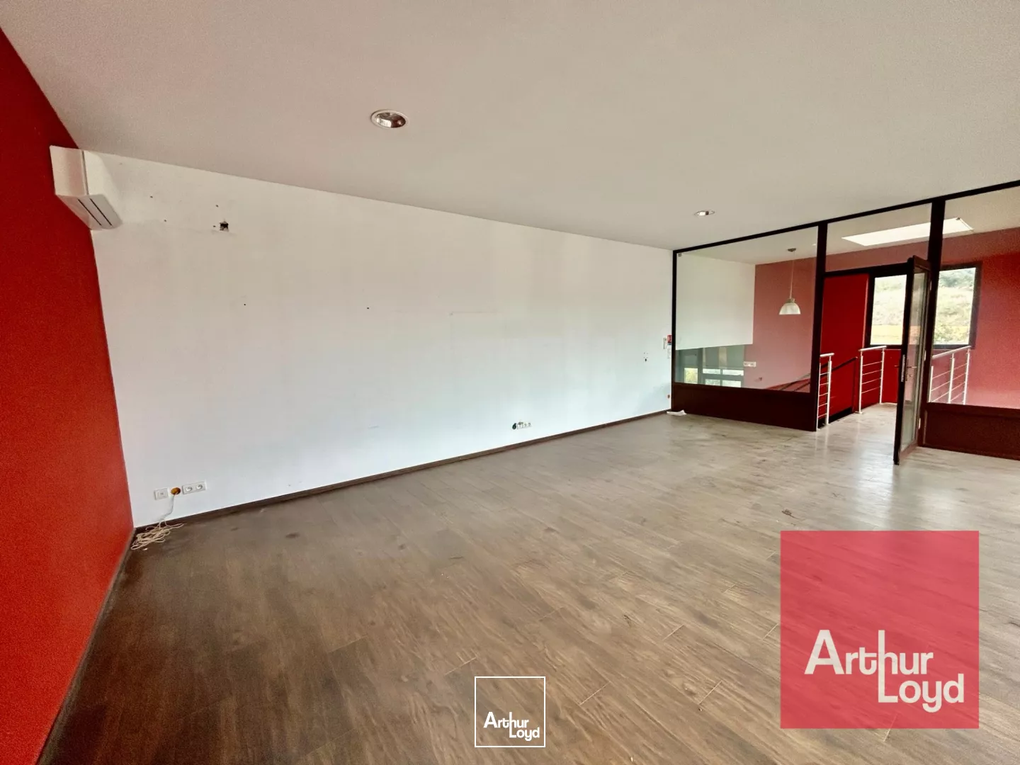 LOCAUX D'ACTIVITÉ À LOUER - FRONTIGNAN - PROCHE AUTOROUTE