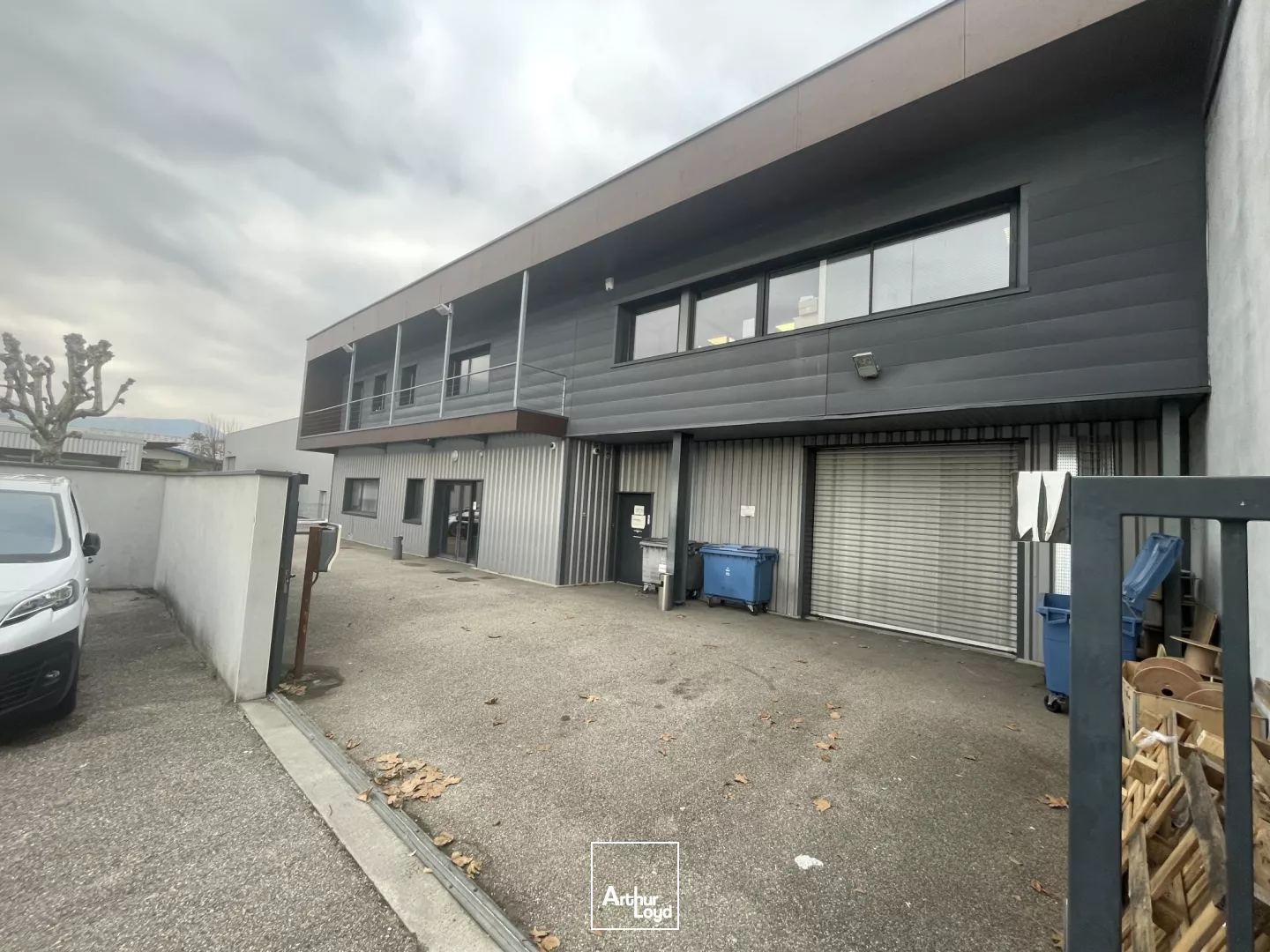 local d'activité belle image 440 m² - location