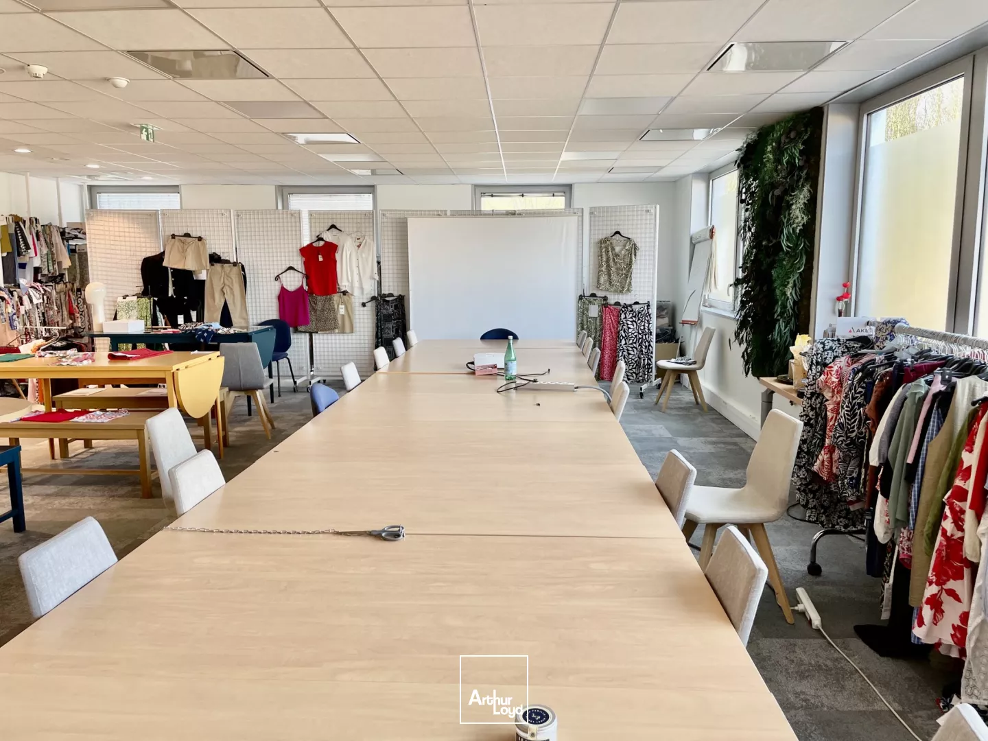 Zone de la Pilaterie - HUB DE MARCQ - Bureaux à Louer - Avec Parkings