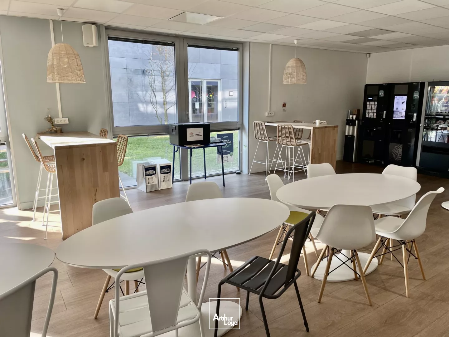 Zone de la Pilaterie - HUB DE MARCQ - Bureaux à Louer - Avec Parkings