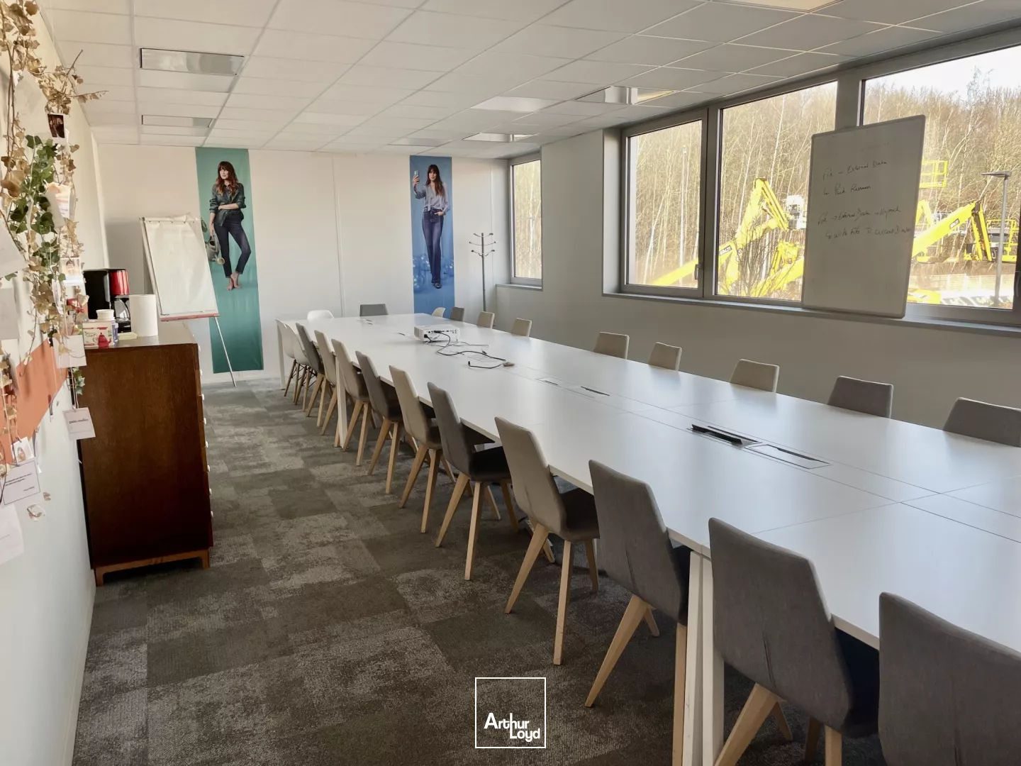 Zone de la Pilaterie - HUB DE MARCQ - Bureaux à Louer - Avec Parkings