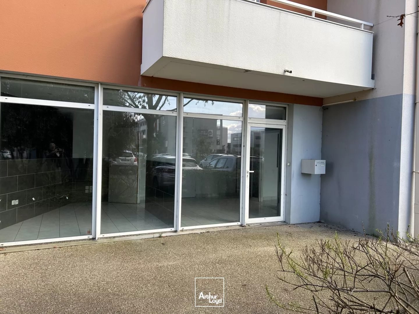 LOCATION - TRIGNAC - 85 m2 - AUCHAN - LOCAL COMMERCIAL