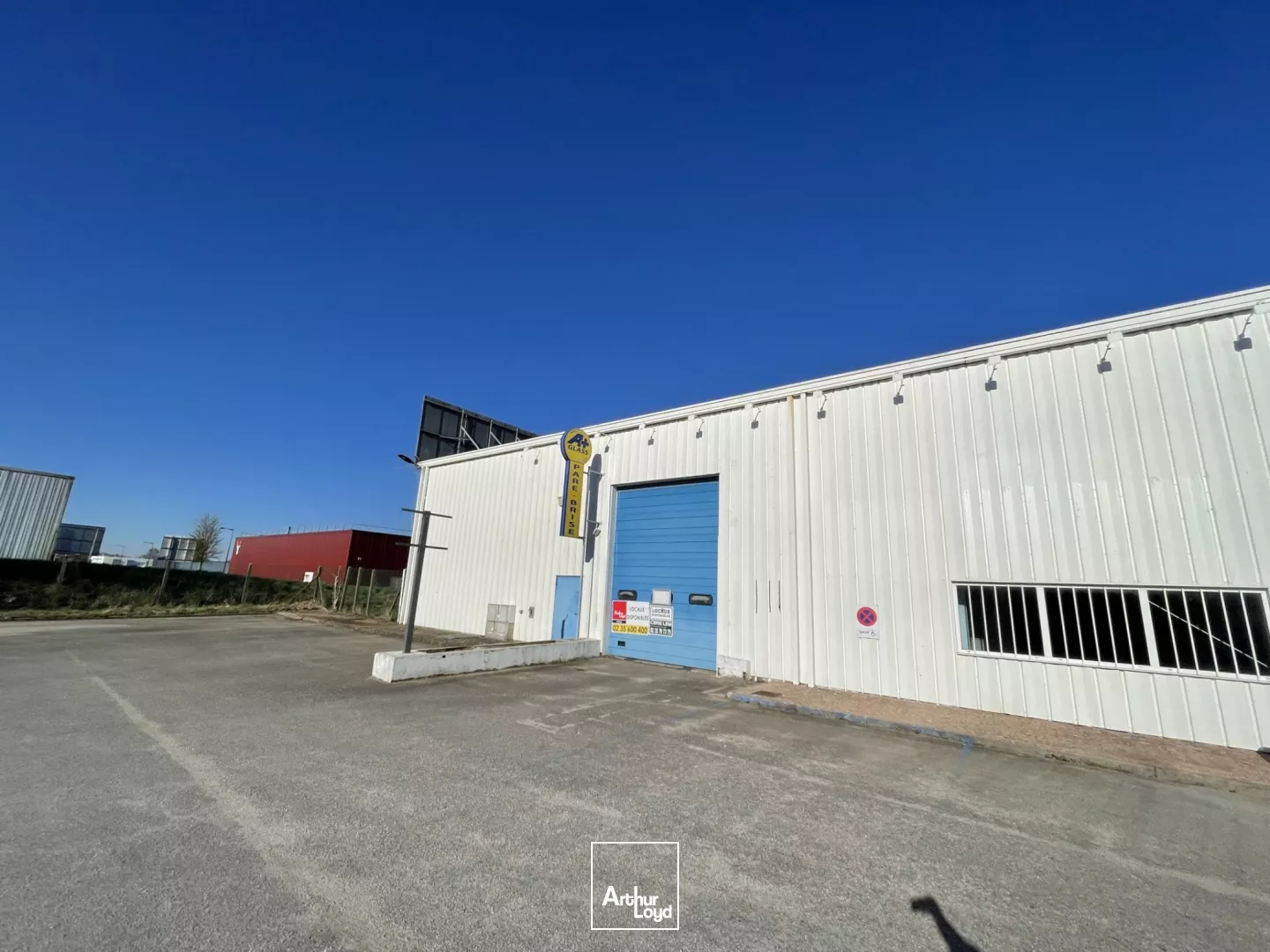 A LOUER - LOCAL D'ACTIVITE d'env. 450 m2